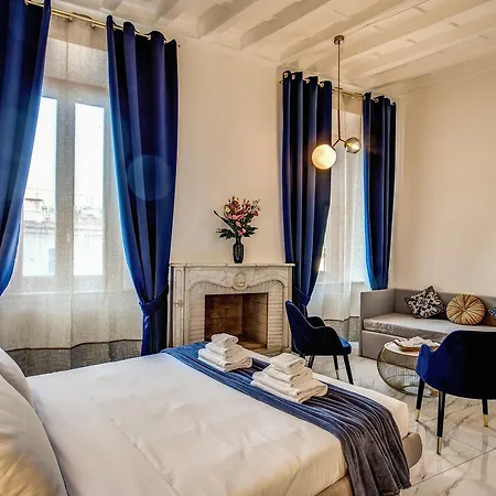 Little Queen Pantheon Affittacamere Roma