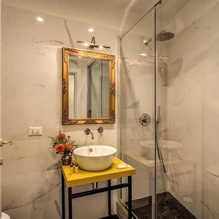 Affittacamere Little Queen Pantheon 4*