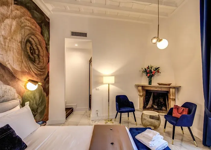 Little Queen Pantheon 4*