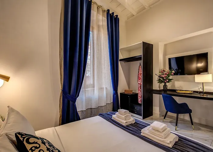 Little Queen Pantheon 4* Roma