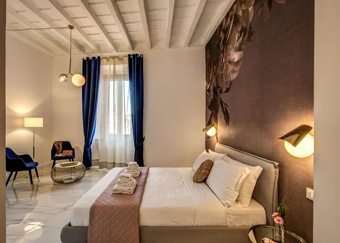 Little Queen Pantheon 4* Roma